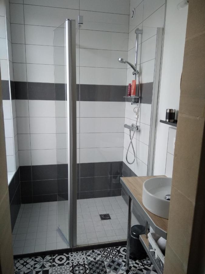 Saint-Martin-des-Entrées Chambre D'Hote Le 18-20 المظهر الخارجي الصورة